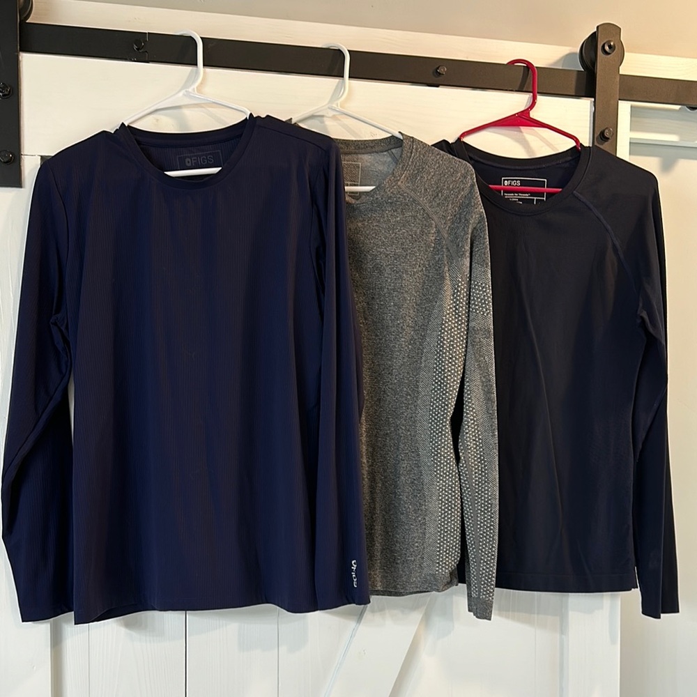 Figs Women's Long Sleeve Tops - Navy, Gray, Black